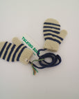 .Blå och vit randiga tumvantar från Bobo Choses i modell Black Stripes Knitted Mittens.3