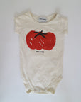 Benvit body från Bobo Choses i modell Tomato short sleeve