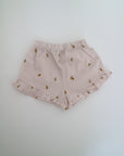 .3Ljusrosa baby shorts med päron från The New Society 